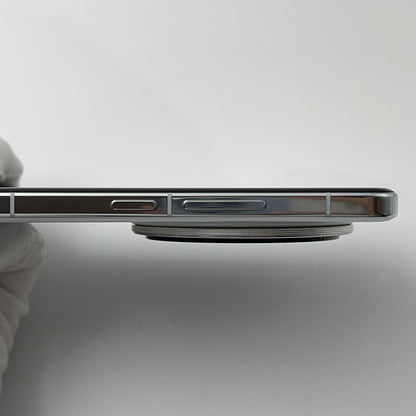 Vivo X200 Pro 12GB 256GB white 99% Condition
