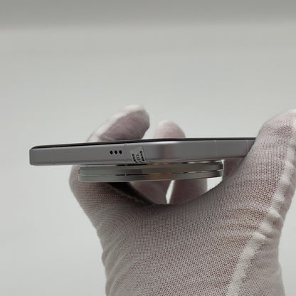 Vivo X200 Ultra 16GB 512GB White 99% Condition