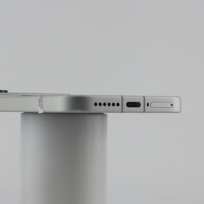 Xiaomi 17 pro 12GB 256GB White 99% Condition