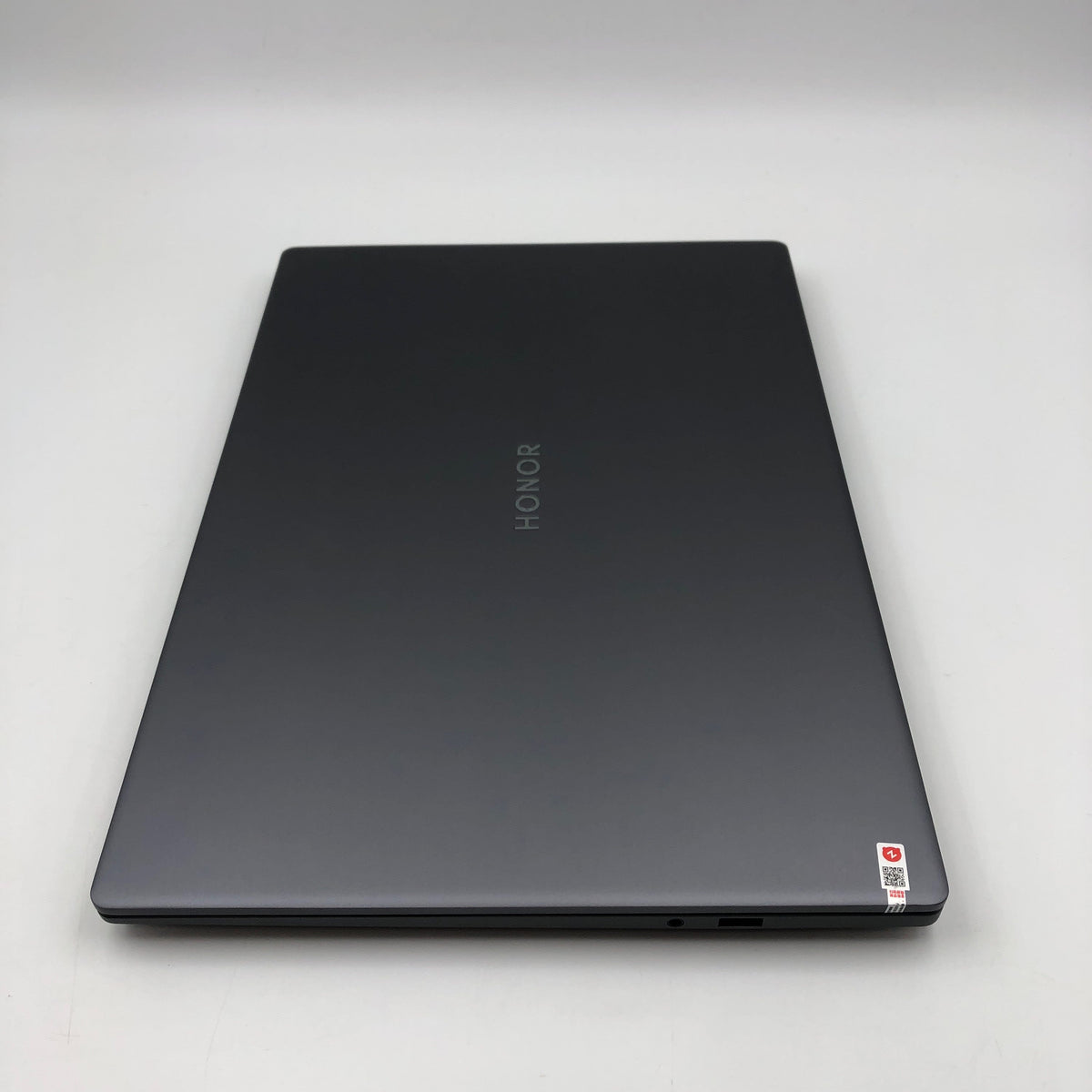 HONOR MAGICBOOK X16 2025 - 13TH GEN CORE i7 POWERHOUSE  16GB + 512GB 99A Condition